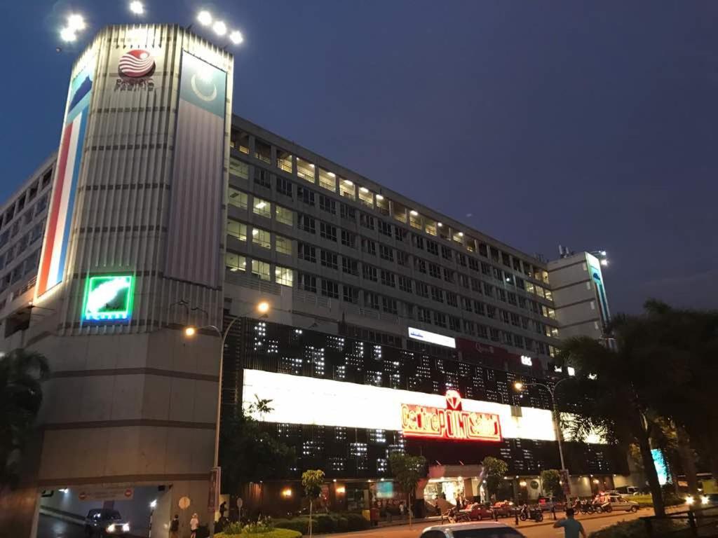 Nusantara Mattwaddien Hostel Kota Kinabalu Exterior foto